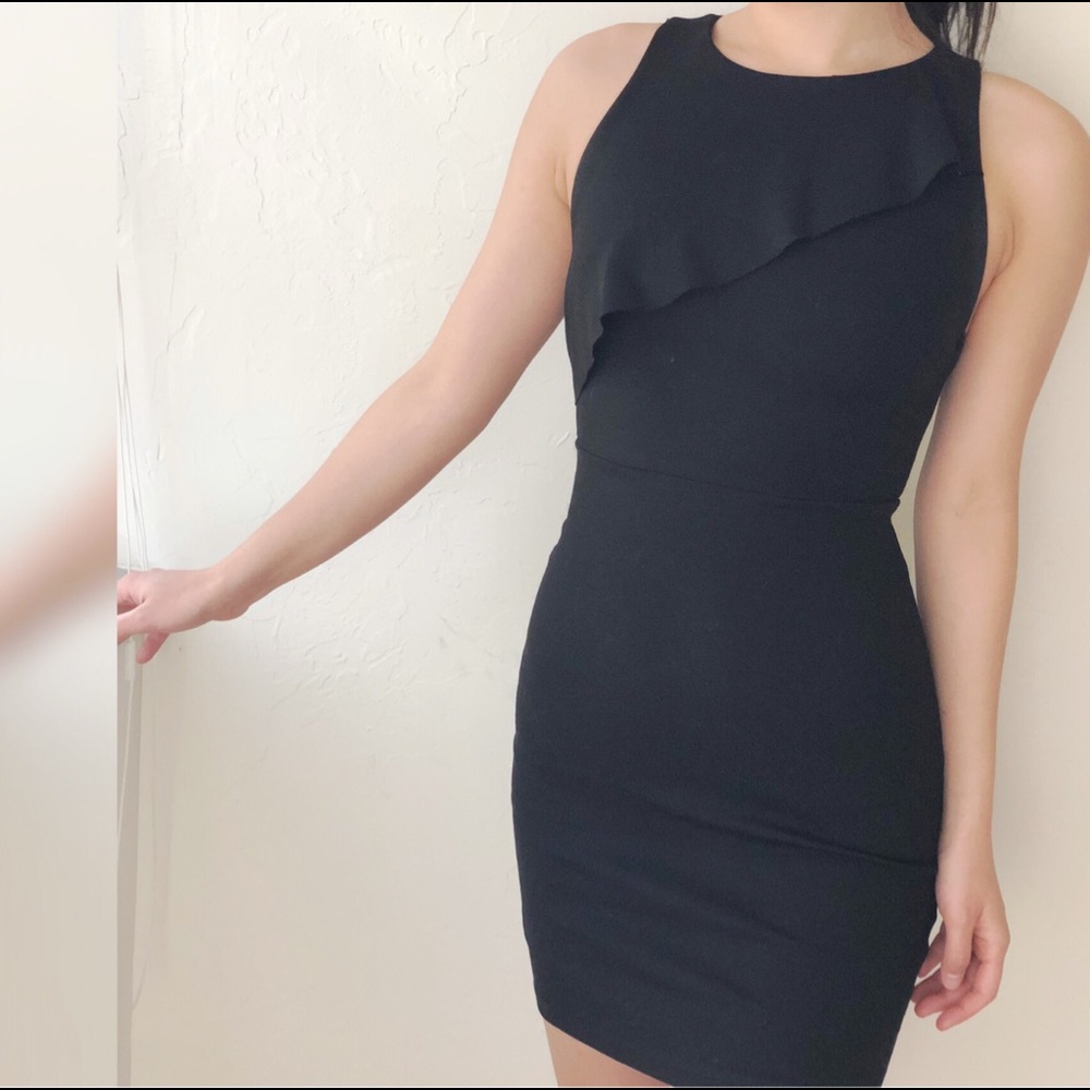{zara} fitted sheath dress with ruffles - Picture 2 of 4